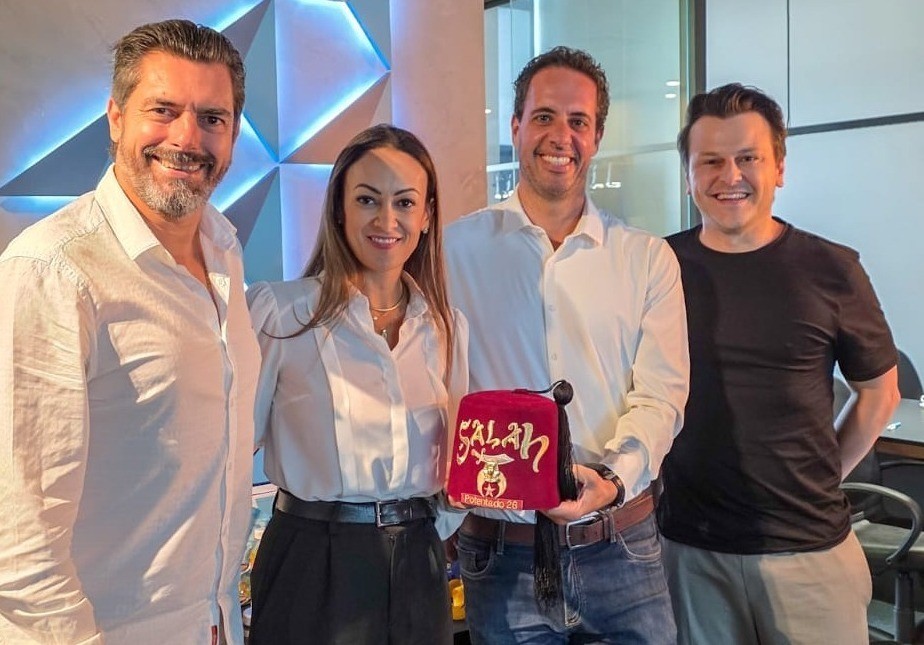 Salah Shriners articula proposta de parceria com Unisul e Junior Achievement para desenvolver soluções para seus desafios.